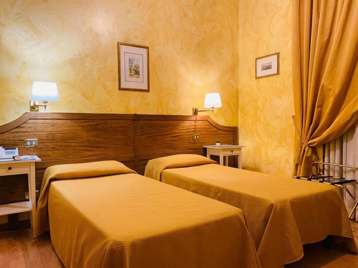 Roma Castle Termini Hotel Ngoại thất bức ảnh