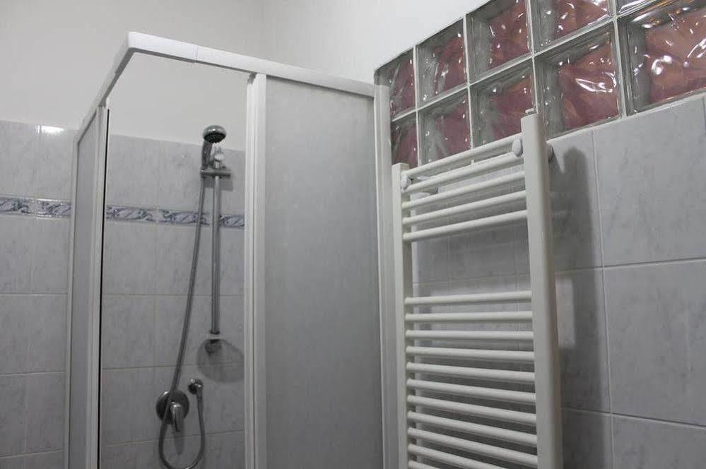 Roma Castle Termini Hotel Ngoại thất bức ảnh