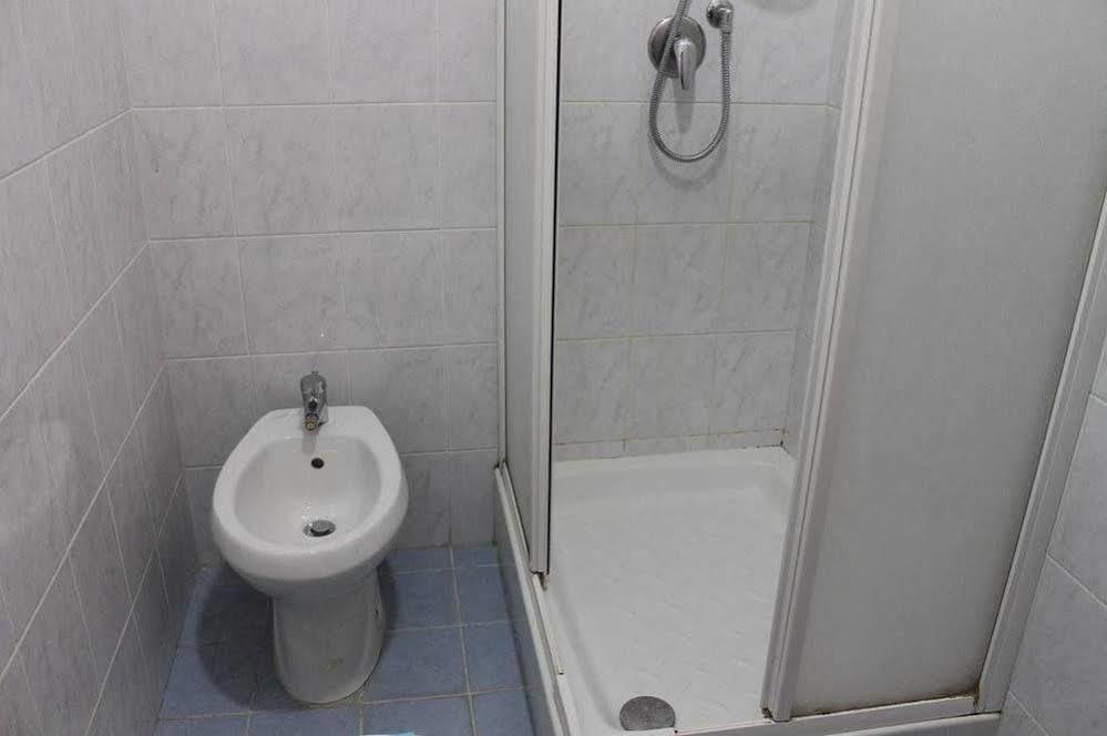 Roma Castle Termini Hotel Ngoại thất bức ảnh