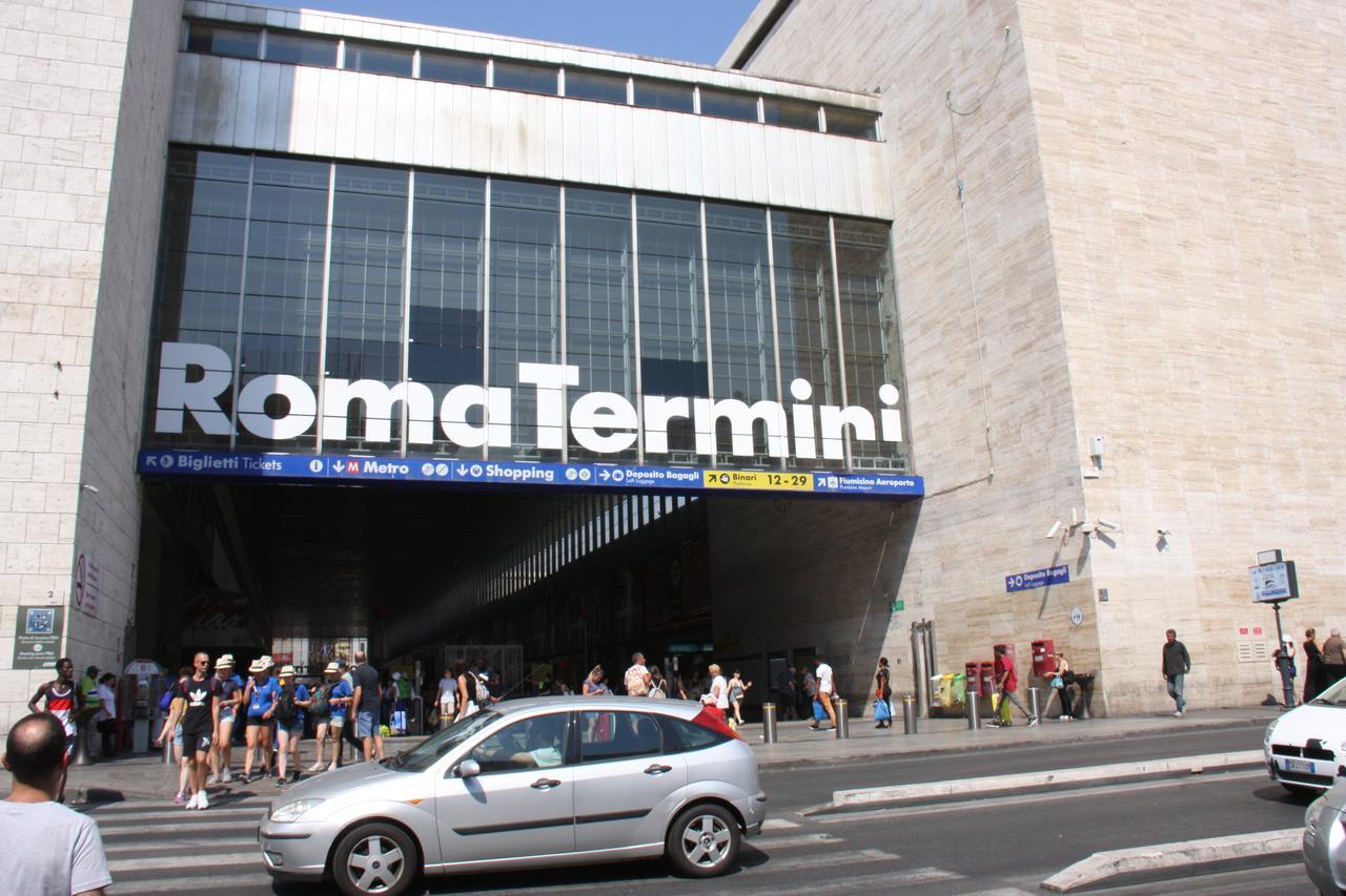 Roma Castle Termini Hotel Ngoại thất bức ảnh