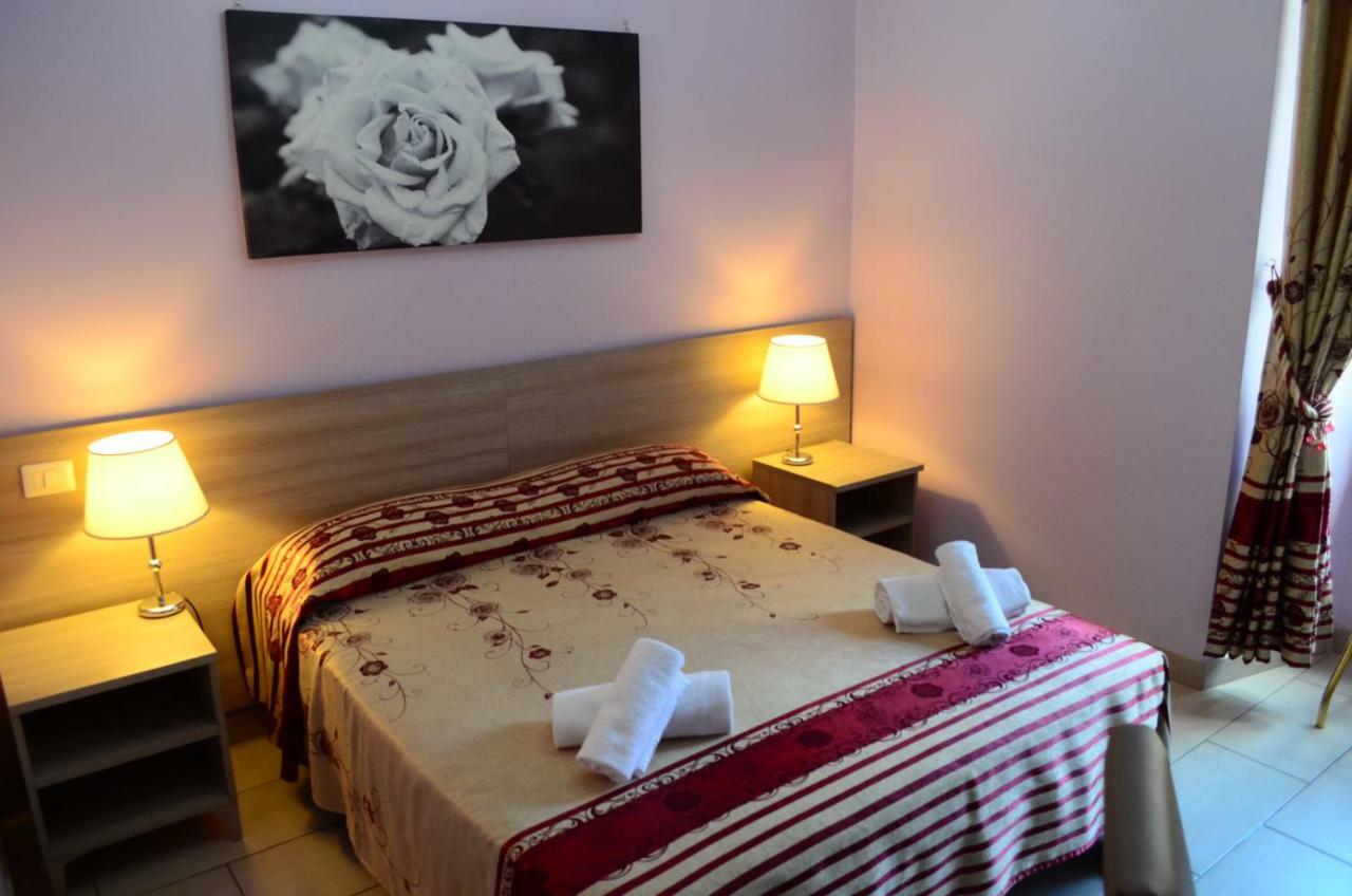 Roma Castle Termini Hotel Ngoại thất bức ảnh