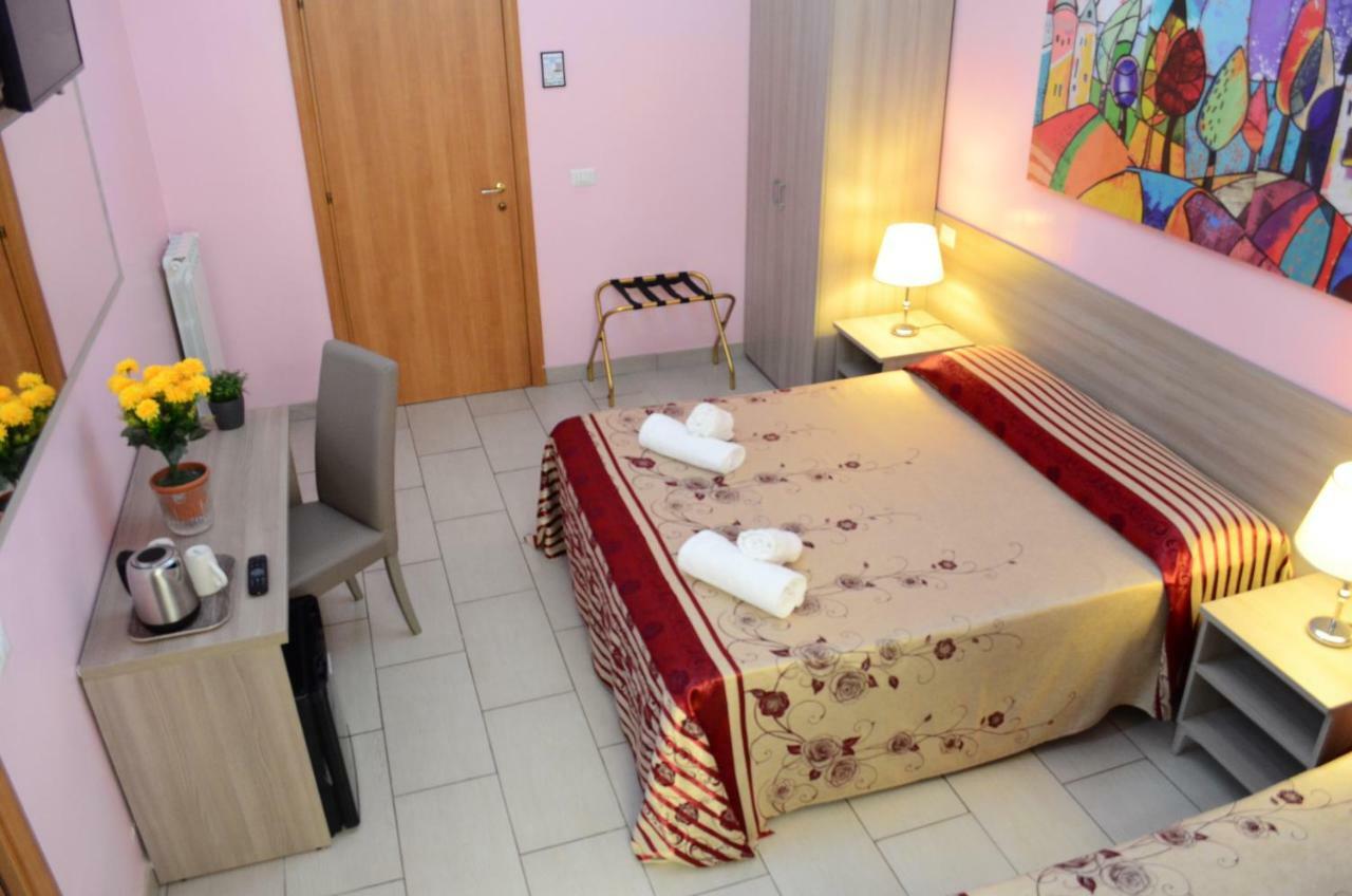 Roma Castle Termini Hotel Ngoại thất bức ảnh