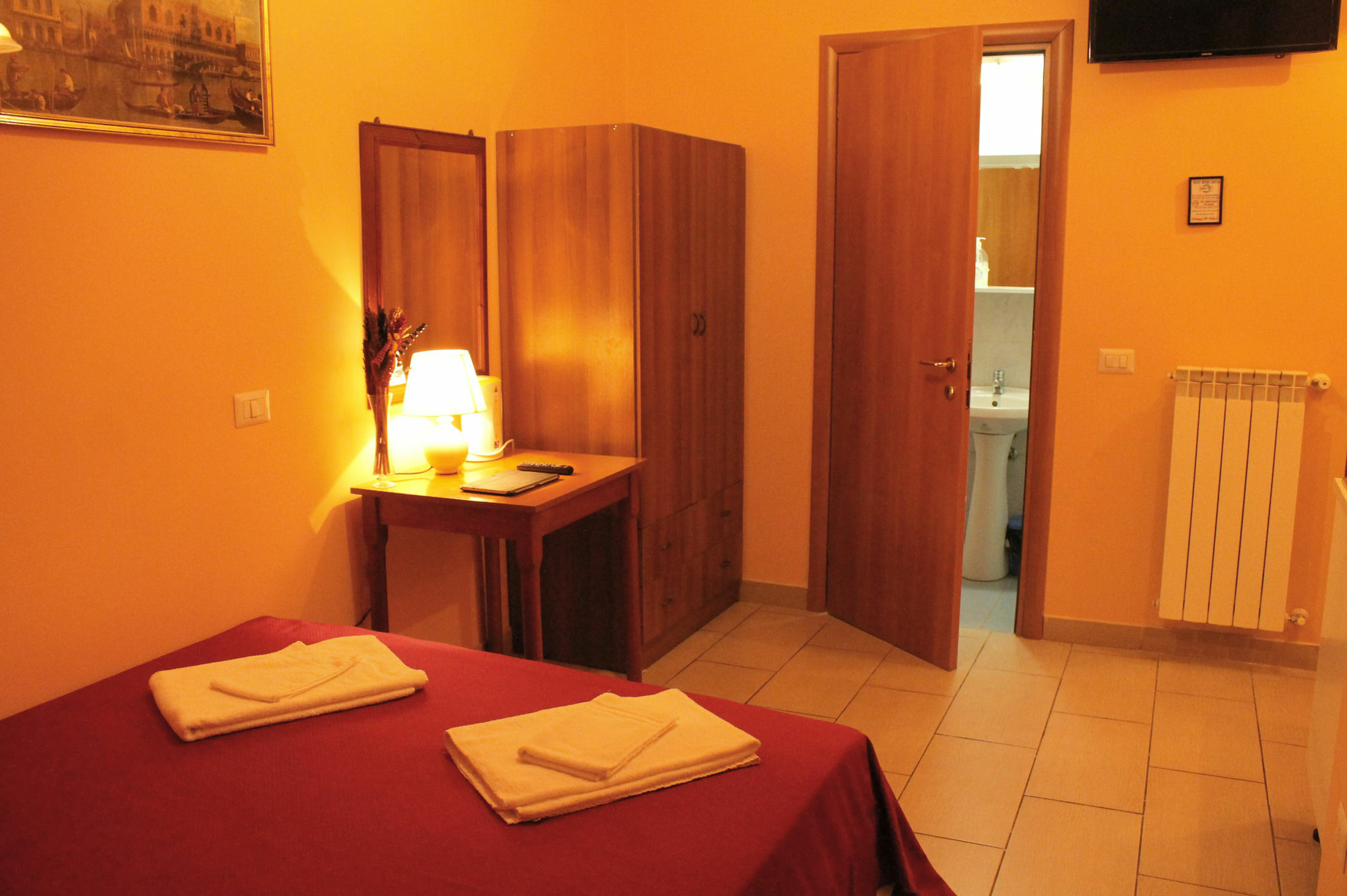 Roma Castle Termini Hotel Ngoại thất bức ảnh