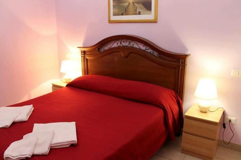 Roma Castle Termini Hotel Ngoại thất bức ảnh